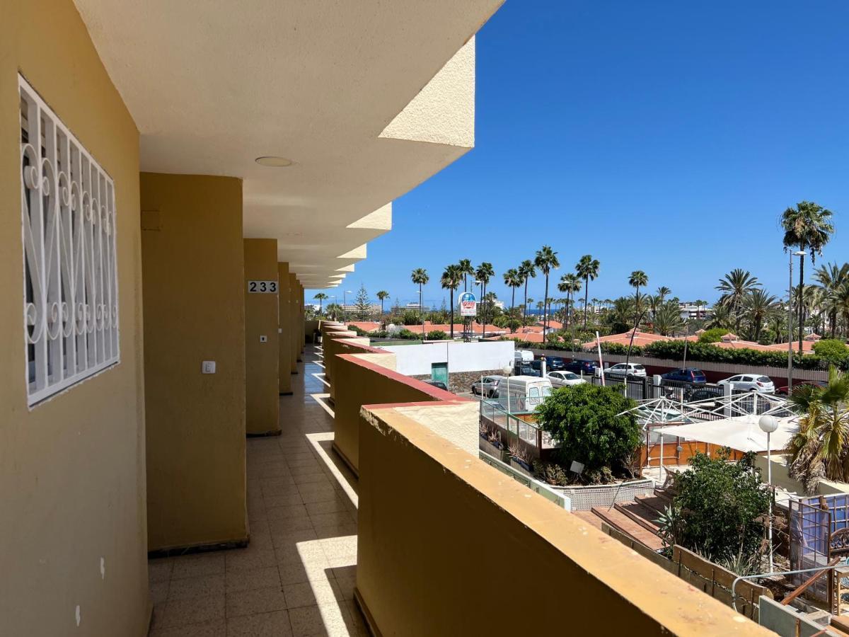 Cozy Apartment Near Yumbo Playa del Ingles  Luaran gambar
